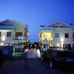 Apartment An Der 1 Reihe Vom *