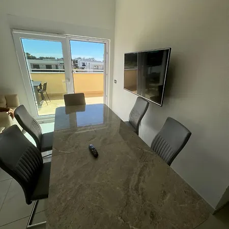 Apartment An Der 1 Reihe Vom *